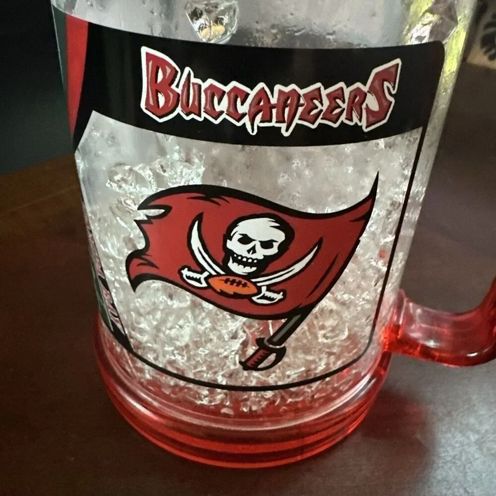NFL TAMPA BAY BUCCANEERS Mug Cup Frosty Freezer Ice Icy Football Duck House